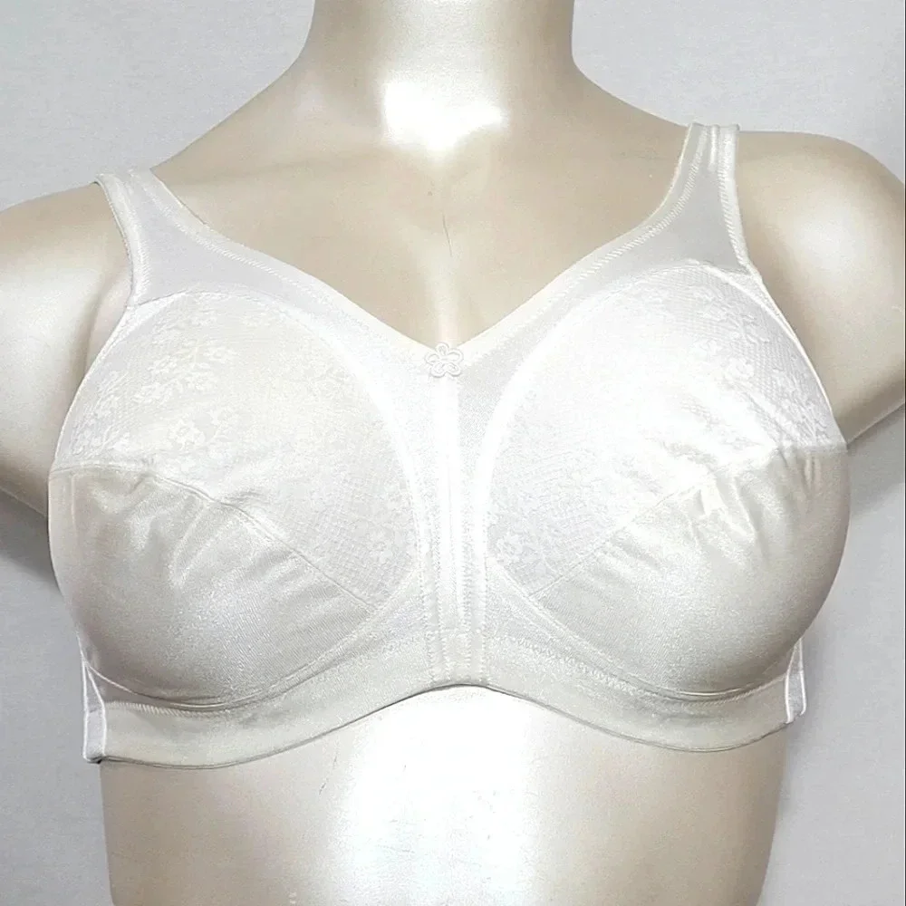 38C Exquisite Form 548 Fully Floral Lace‎ Wire Free White NWOT